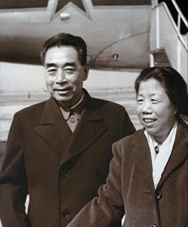 周总理竟还有一位“妻子”,就连邓颖超都对她盛情款待,她是谁?