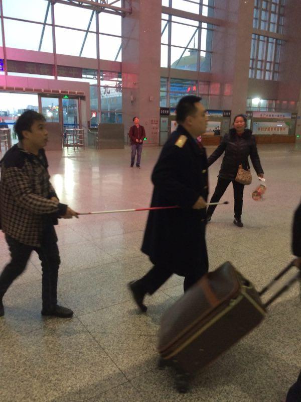 我们的服务从网上预约开始——东莞东站“线上线下”服务重点旅客进站乘车