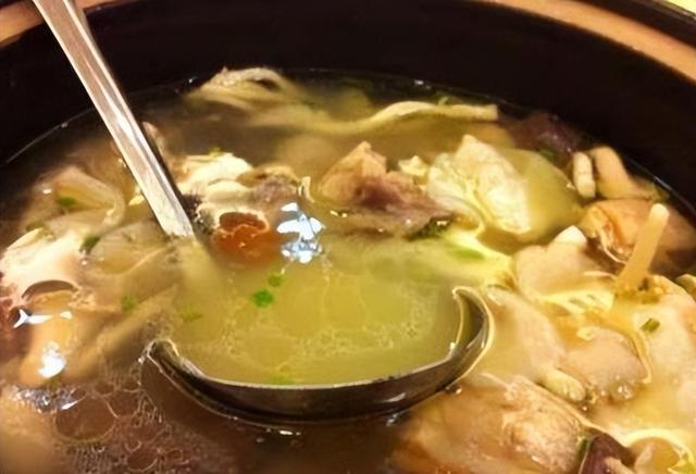 周总理竟还有一位“妻子”,就连邓颖超都对她盛情款待,她是谁?