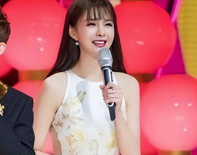 “素颜无人识”的8位女星,带妆个个貌美如花,卸妆:大姐你是谁