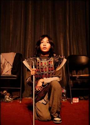 刘烨美女(刘烨女儿13岁了霓娜像妈又像爸颜值超高，混血五官美得好高级)