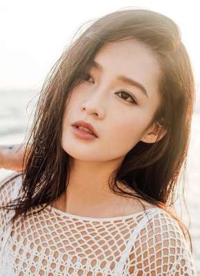 界头美女(新晋“虎扑女神”李沁，成也这张脸，败也这张脸)