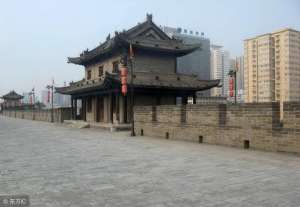 妖怪附身在美女身上(故事：嫉妒心最强的日本妖怪，常常附身年轻女子)