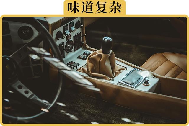 为什么车子开久了,车内总是会出现异味?