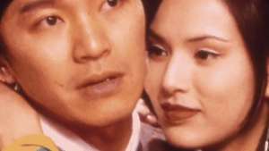 美女嗓音粗(颠覆两个打PK大美女秒变粗嗓男，互揭装备，网友：榜一大哥哭晕)