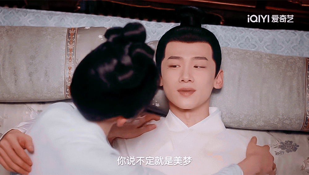 《卿卿日常》尹峥李薇超甜吻戏合集,白敬亭也太会了,要甜晕了。