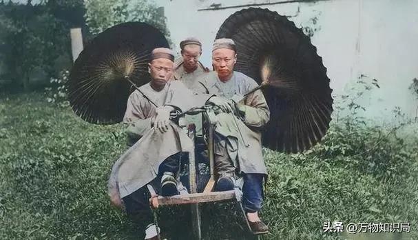 100年前清朝老照片:满族王爷妻妾美丽动人,犯人凌迟处死现场