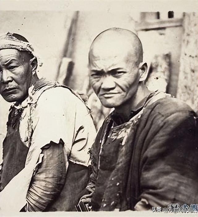 100年前清朝老照片:满族王爷妻妾美丽动人,犯人凌迟处死现场