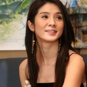 杨采妮美女(女星杨采妮：情史坎坷，人气最高时为爱退圈却赔光2000万)