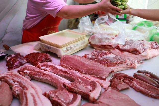 养猪的不骂京东怎么在京东上卖猪肉？存量市场就得从大公司中割肉